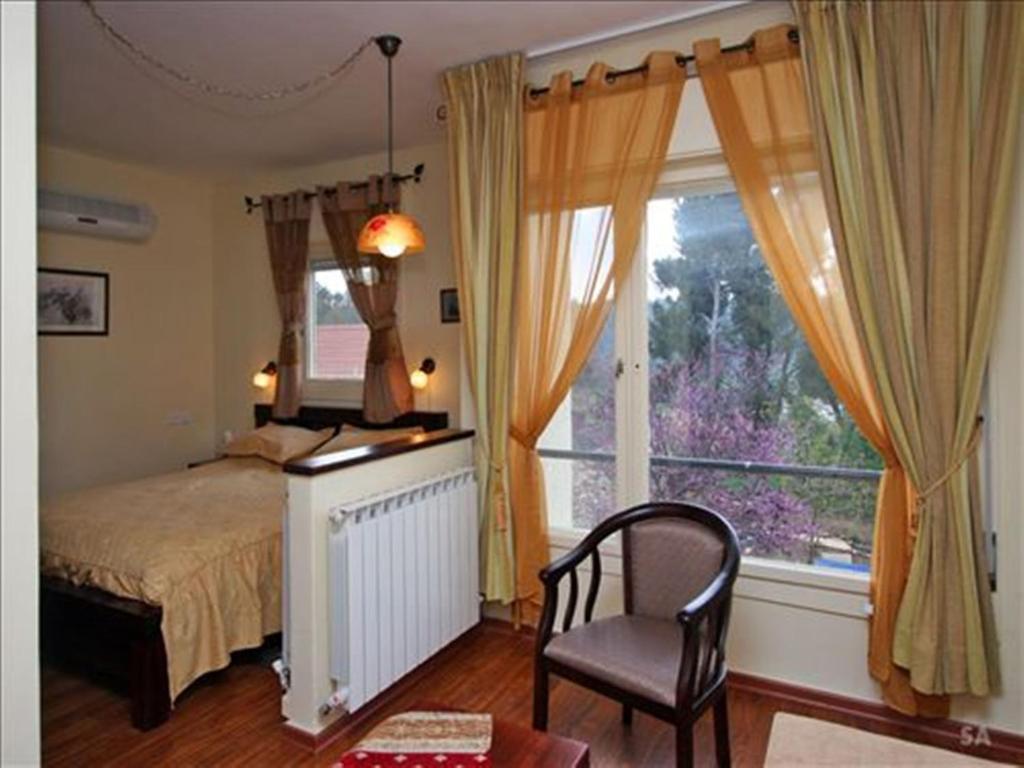 Safed Inn Pokoj fotografie