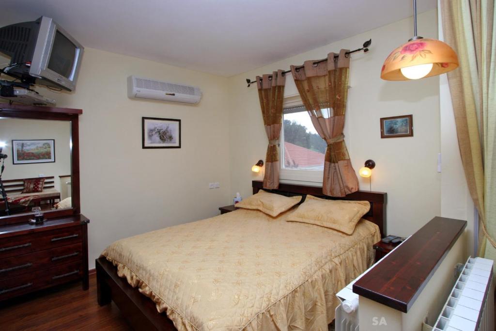 Safed Inn Pokoj fotografie