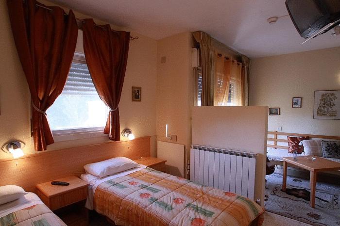 Safed Inn Exteriér fotografie